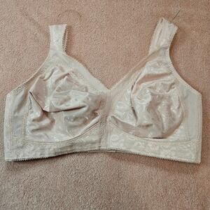 Playtex 18 Hour Ultimate Shoulder Comfort Wirefree Bra 4693 Size 42D Light Pink